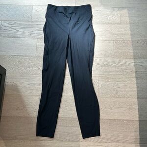 Black lululemon leggings